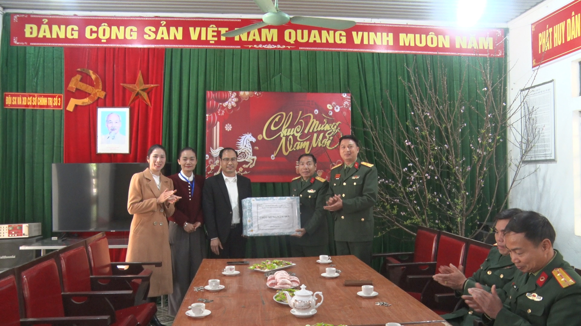 anh tin bai